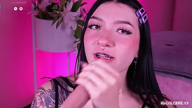 Dolcexx_'s cam snapshot