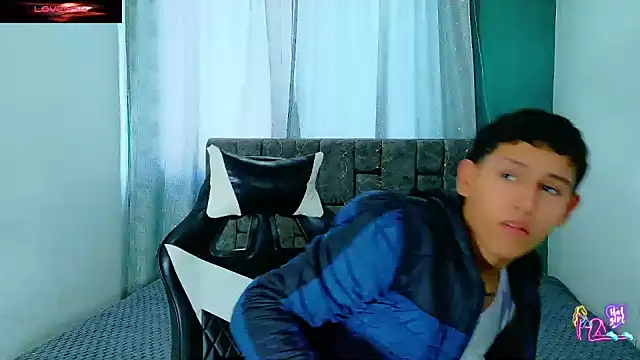 FelipeGonzalezz's cam snapshot