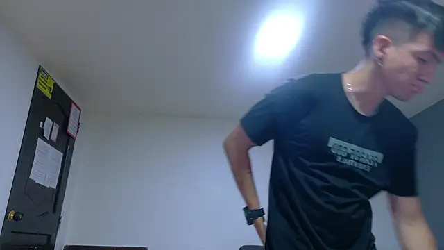 Carter_Noah_'s cam snapshot