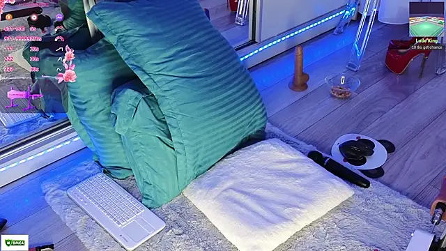 JoAnneCherry live sex cam