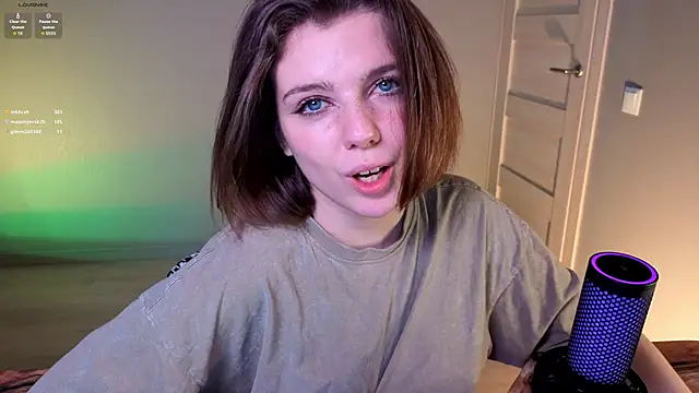 PollyRouge__'s cam snapshot