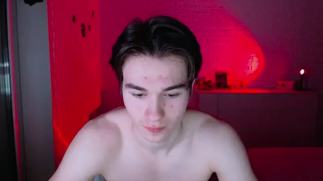 MarkusDean live sex cam
