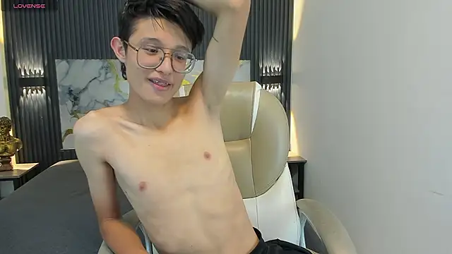 SantiagoRusso18 live sex cam