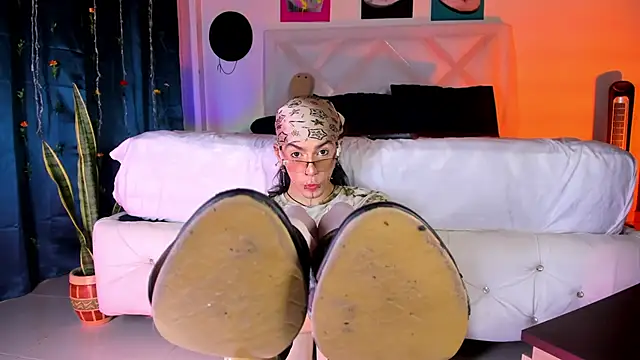 ArchieCollins live sex cam