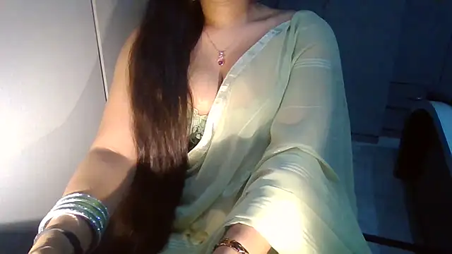 Yashika_Loves's cam snapshot