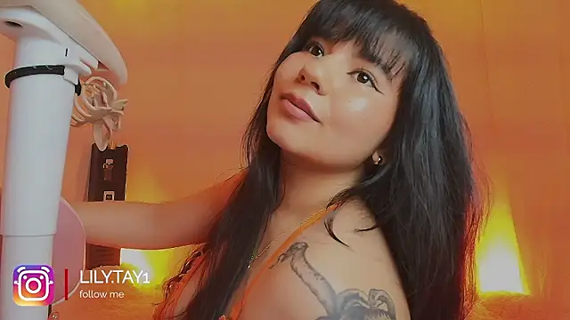 lili_taylor live sex cam