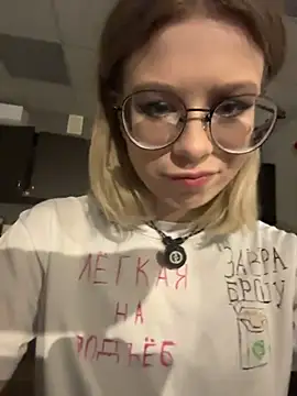 Ivy_Allen's cam snapshot