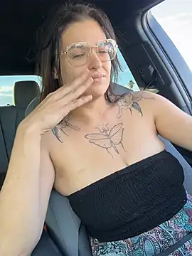 SafeinouterSpace's cam snapshot