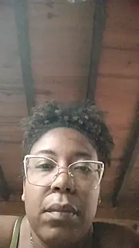 ChanneldelaCroix's cam snapshot