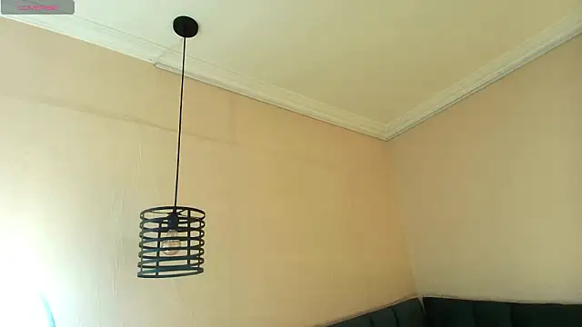 Dahian_Dmour's cam snapshot