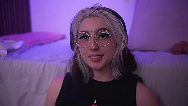 GabyRose9's cam snapshot