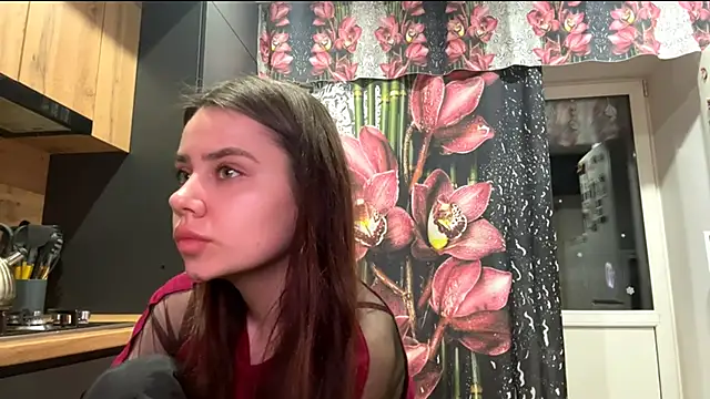 MiloyNoir live sex cam