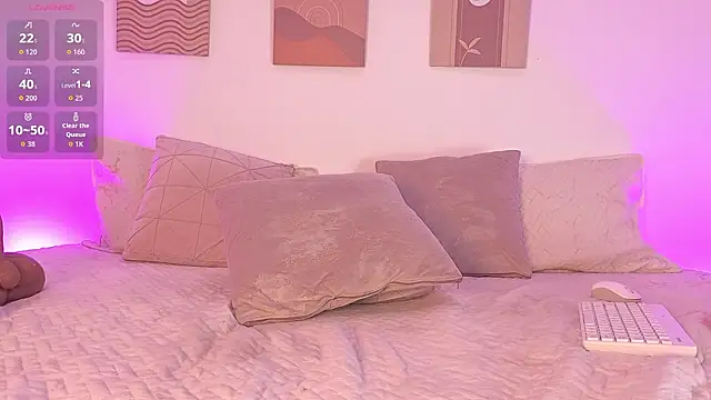 Mia_Heartt's cam snapshot