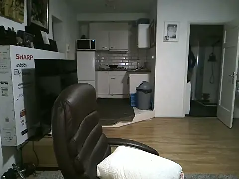 mihaimichael's cam snapshot