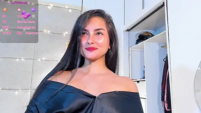 VioletHilton's cam snapshot