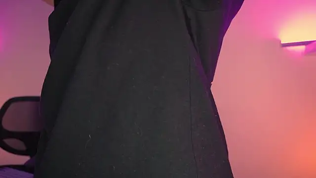 Gloomydoll's cam snapshot