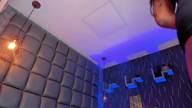 megan_woll's cam snapshot