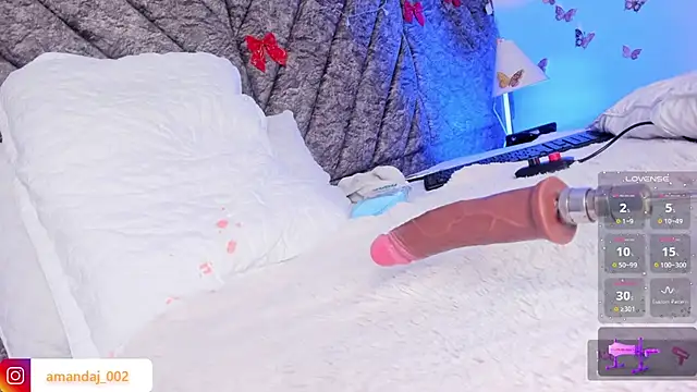 amandaaJones_'s cam snapshot