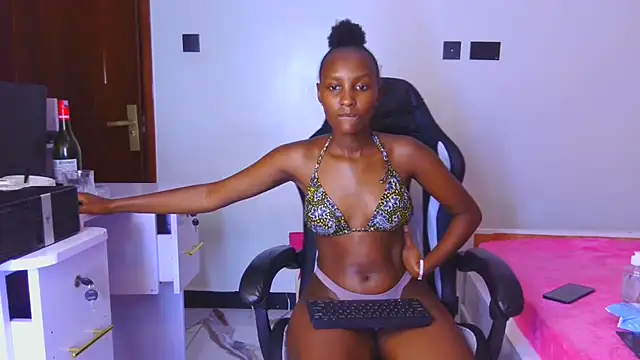 emma-112's cam snapshot