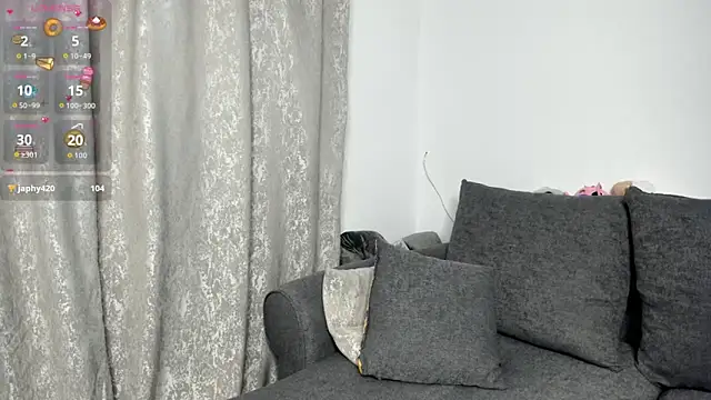 SweetViperr's cam snapshot