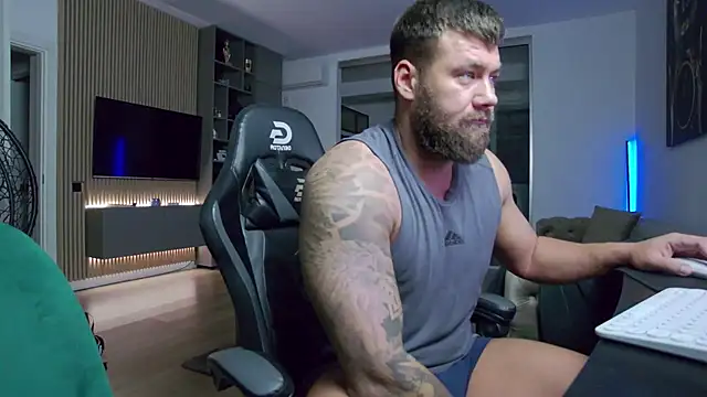 UbbeViking live sex cam