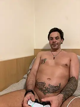 _madbull_'s cam snapshot