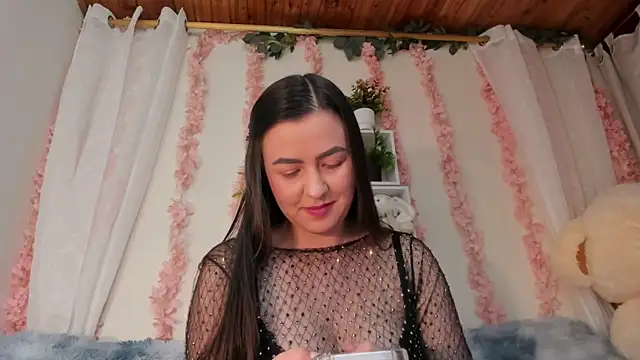 Idara_Rosse's cam snapshot