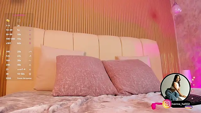 Ivana_Hall's cam snapshot