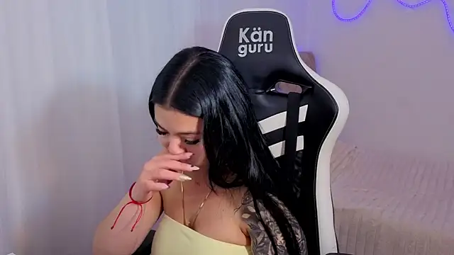 Victoryyy_'s cam snapshot