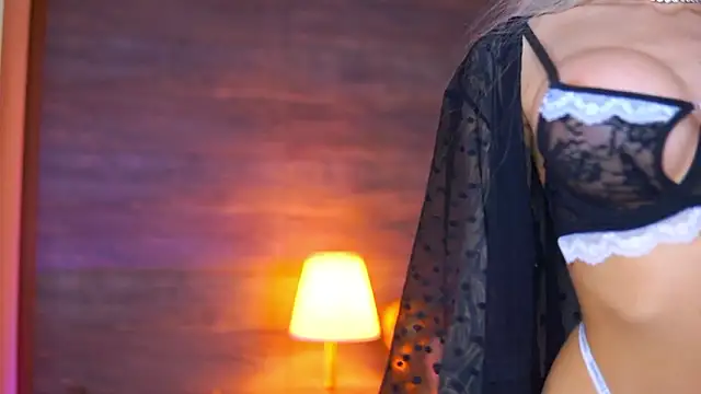 Juicy_Jessye's cam snapshot