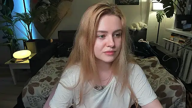 Alexa_Pirs's cam snapshot