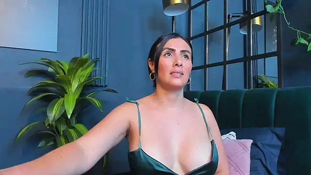 scarlet_edwars's cam snapshot