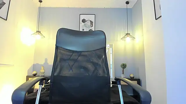 zoe-moreau's cam snapshot