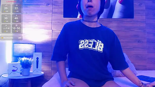 annie_sleeper's cam snapshot