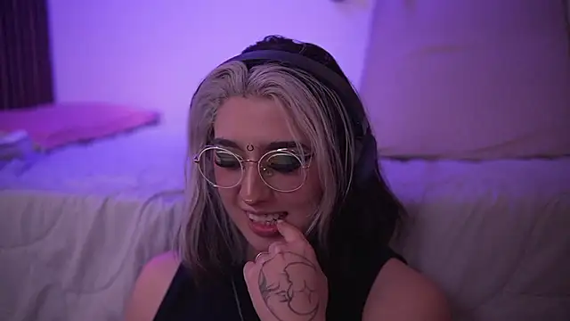 GabyRose9 live sex cam