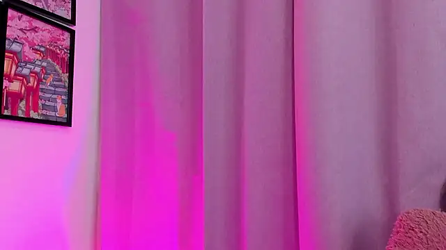 Carolina_Burninng's cam snapshot