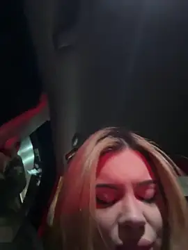 AlyssaFoxx_'s cam snapshot