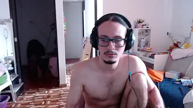 cholitohermoso live sex cam