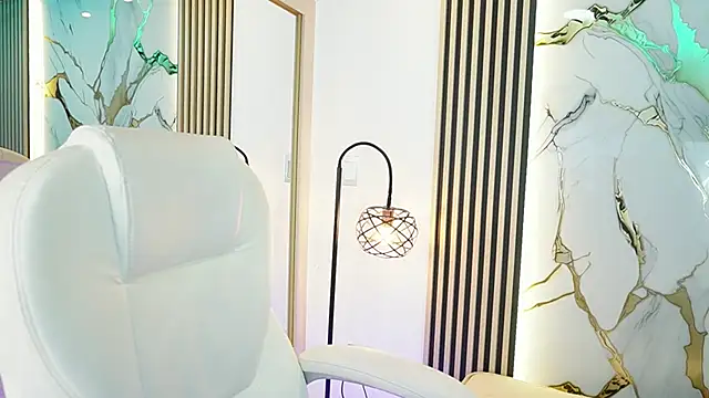 Emma_Walkerr_'s cam snapshot