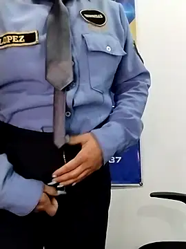 CRISTAL__11's cam snapshot