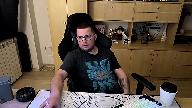 kevinnlovelly's cam snapshot