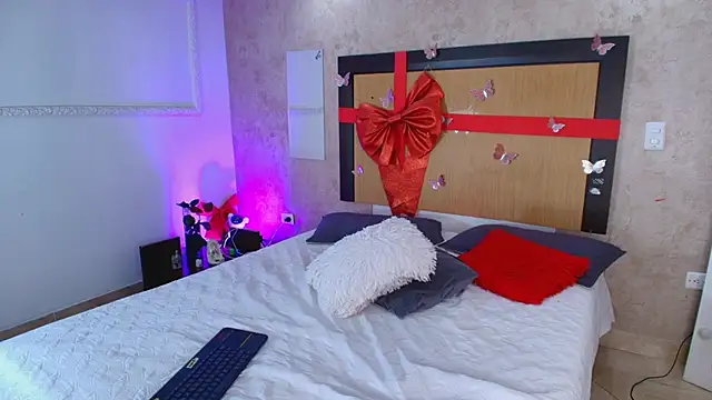 mialopez52's cam snapshot