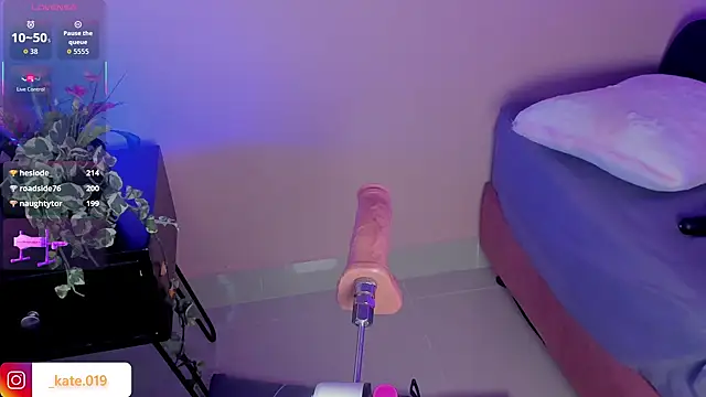 Kate_bale's cam snapshot