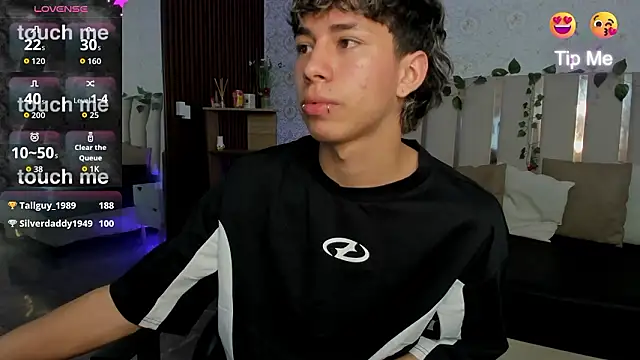 kaelwolf_tay's cam snapshot