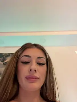 IsabellaEtthan live sex cam