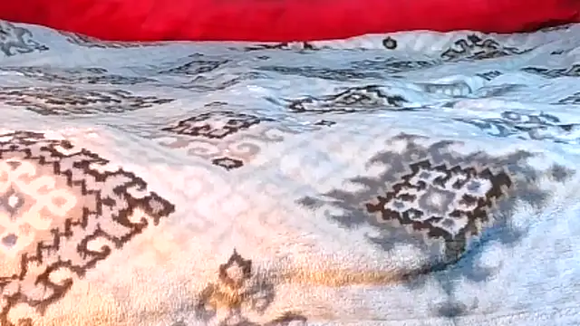 Carolinayoungin live sex cam