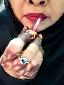 Indian-Nazia's cam snapshot