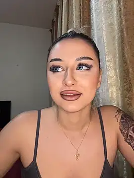 Kylie_One's cam snapshot