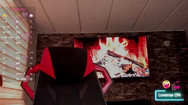 Charlotte_greys's cam snapshot