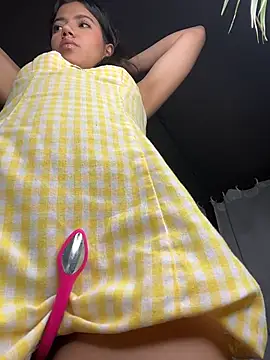 GoodGirlGoneXXX live sex cam